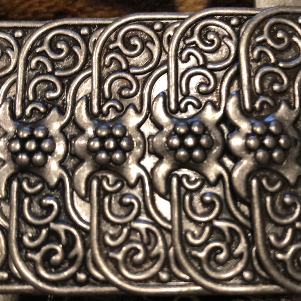 Awesome Silver Belt w/ Bejeweled Buckle - Picture 4 of 7